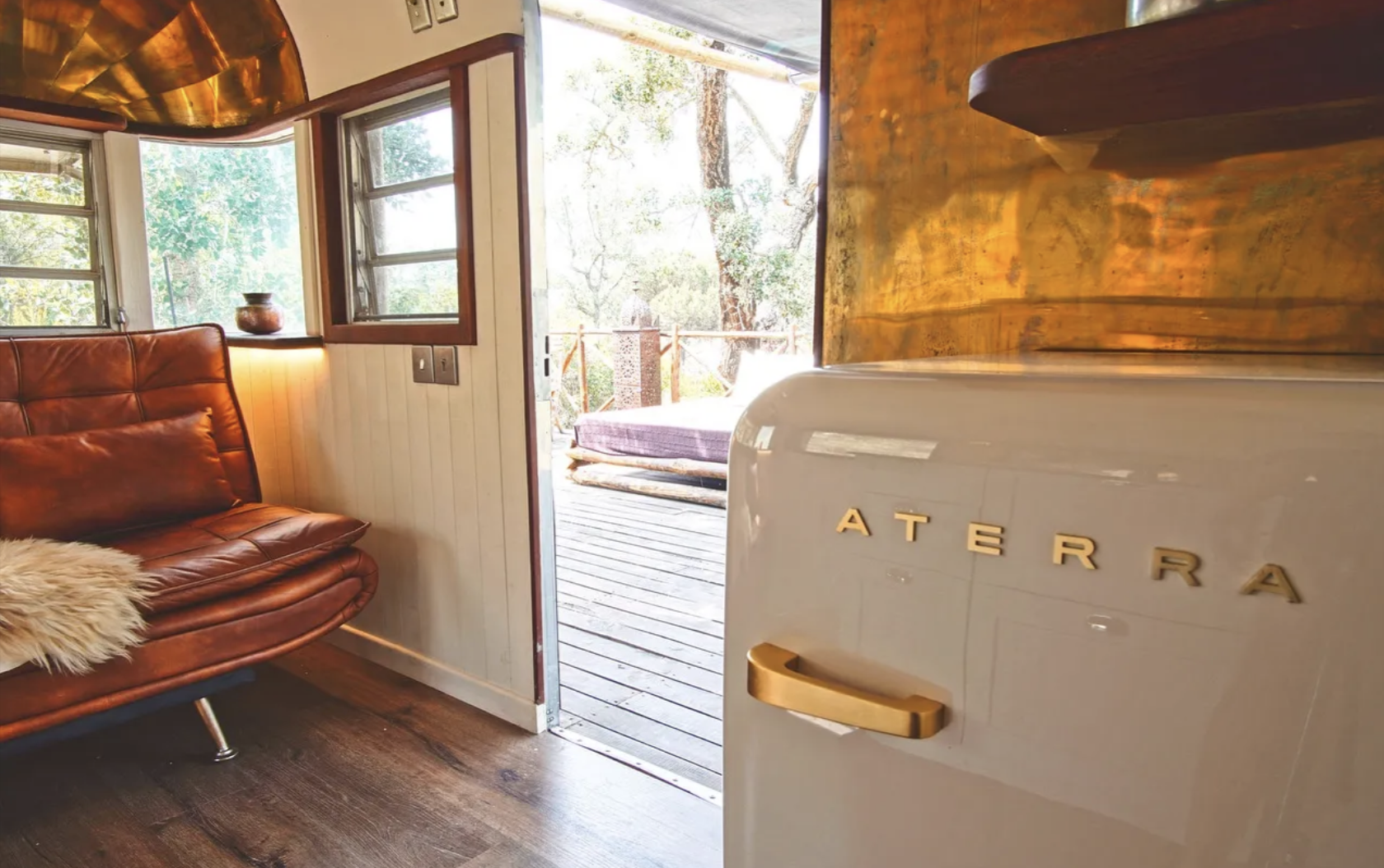 Silvia Airstream interior hallway view